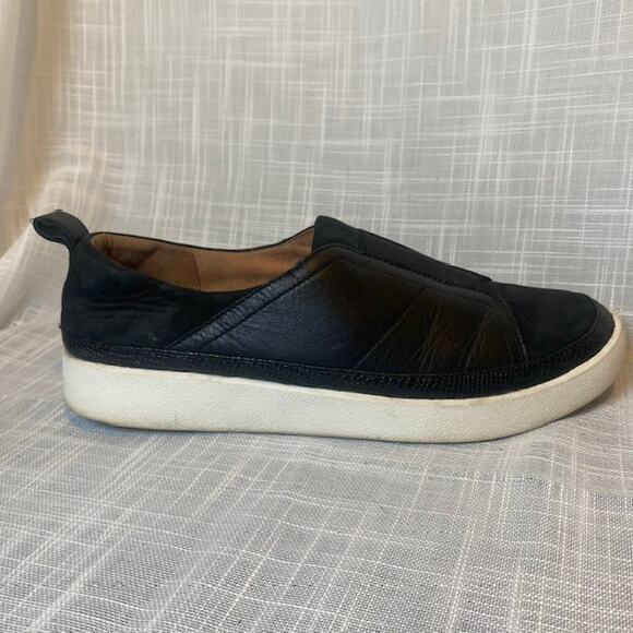 Vionic Zinah Black Leather Slip On Comfort Sneakers Shoes Womens 8.5 - Picture 2 of 7